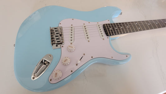 RNC Customs Stratocaster SSS 2026 - Baby Blue