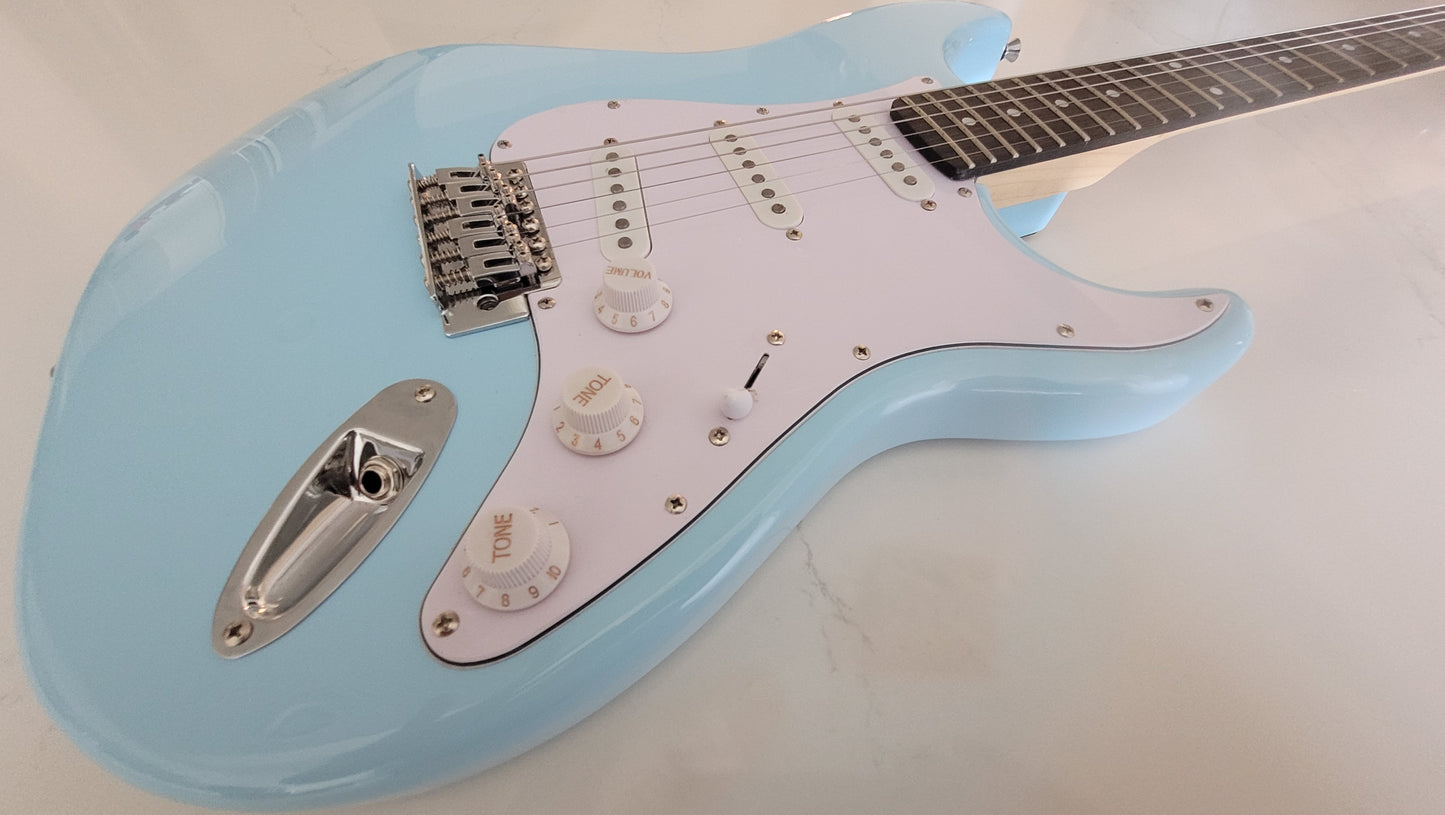 RNC Customs Stratocaster SSS 2026 - Baby Blue