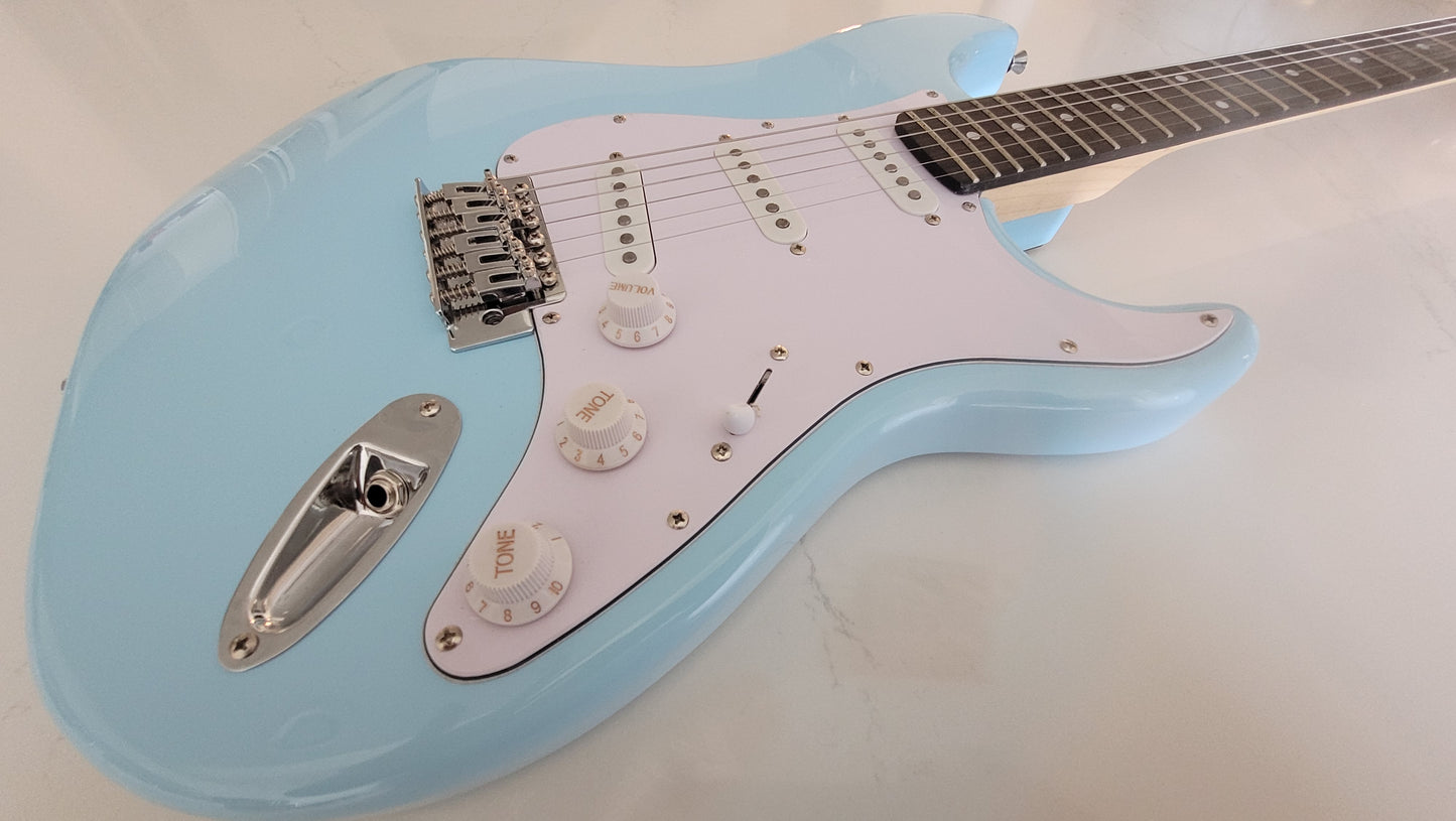 RNC Customs Stratocaster SSS 2026 - Baby Blue