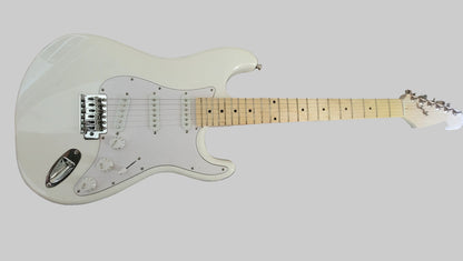 RNC Customs Stratocaster SSS 2026 - Ivory