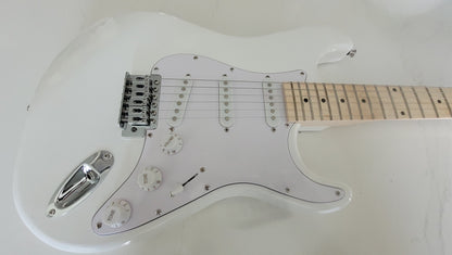 RNC Customs Stratocaster SSS 2026 - Ivory