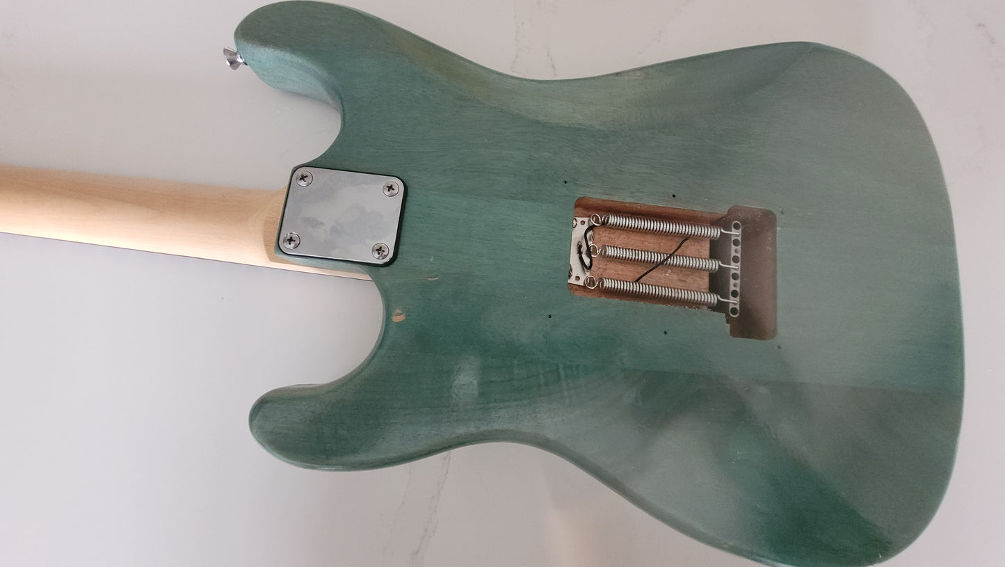 RNC Customs Stratocaster SSS 2026 - Blue Jeans