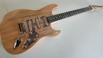 RNC Customs Stratocaster SSS 2026 - Rosegold
