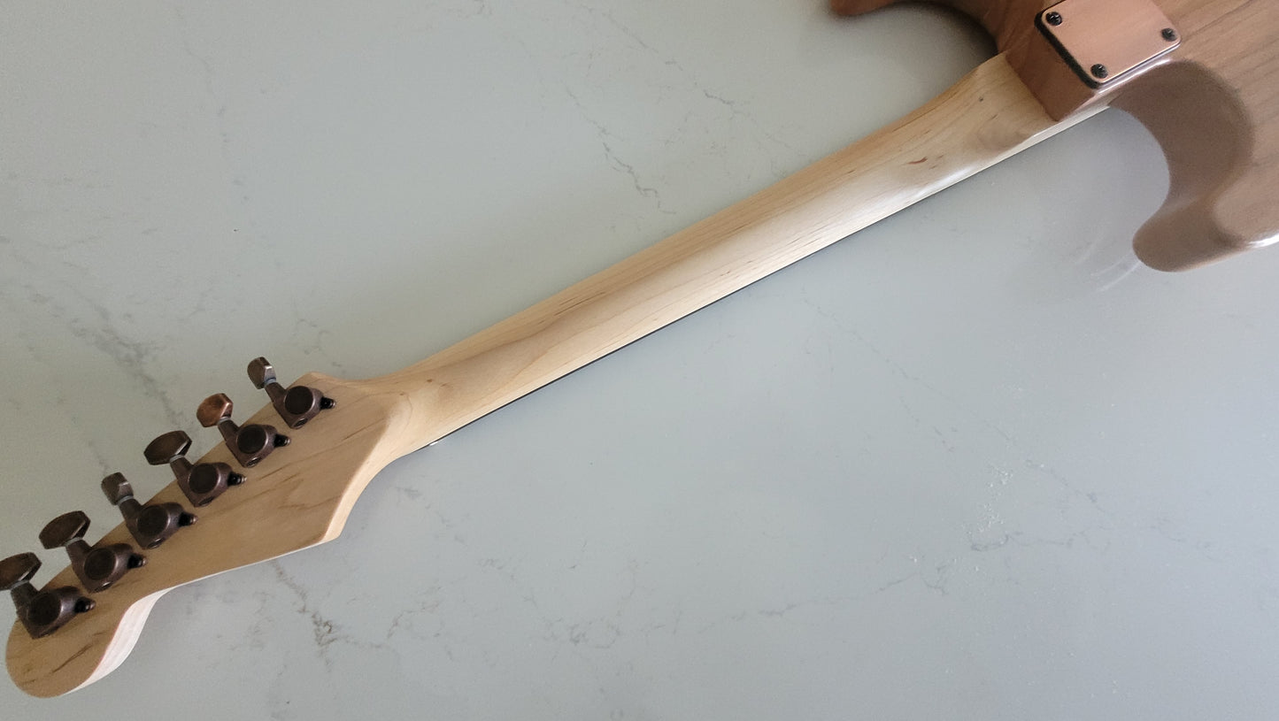 RNC Customs Stratocaster SSS 2026 - Rosegold