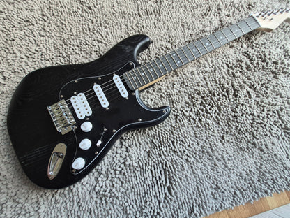 HSS Fat Strat Black