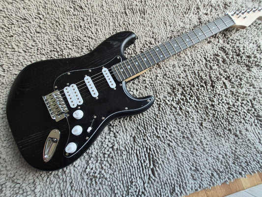 HSS Fat Strat Black