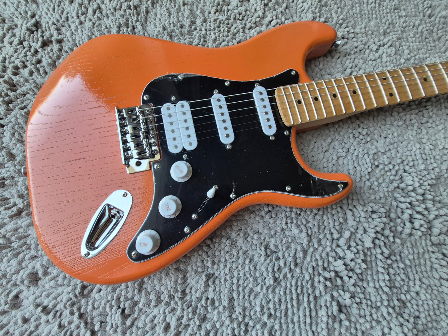 RNC Customs Fat Strat HSS 2026