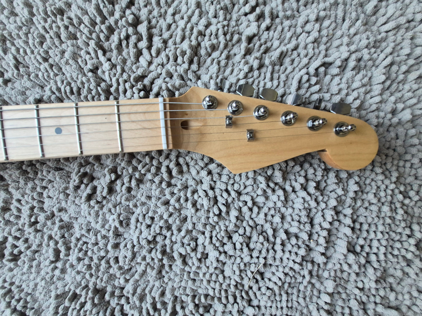 RNC Customs Fat Strat HSS 2026