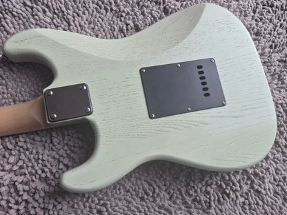 Custom HSS Electric Guitar – Natural Seabreeze Mist