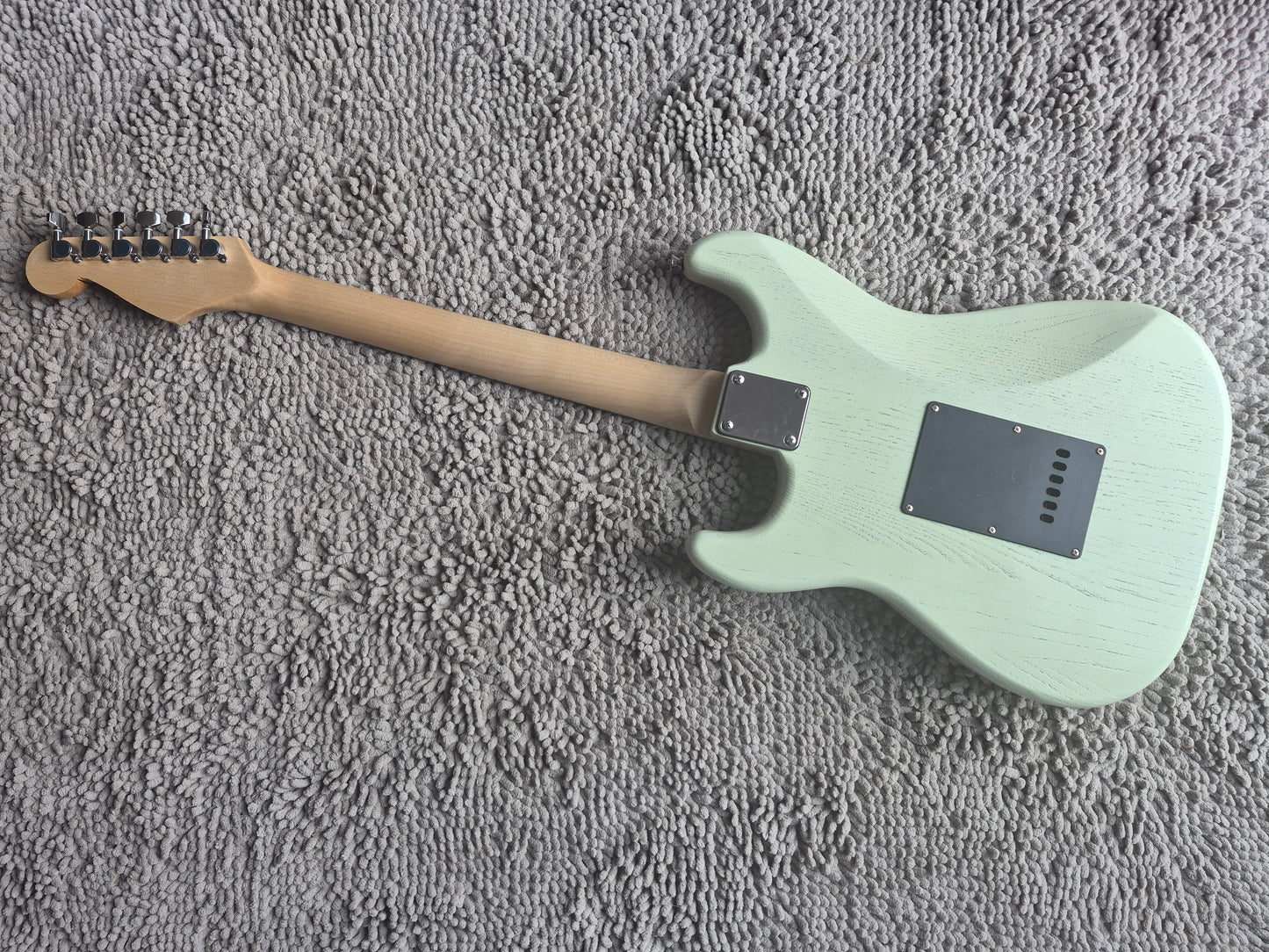 Custom HSS Electric Guitar – Natural Seabreeze Mist
