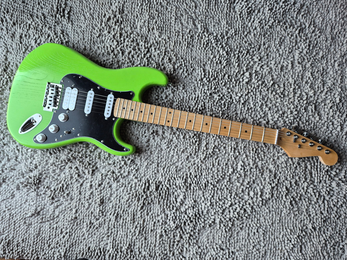 RNC Customs HSS Fat Strat Stratocaster 2026