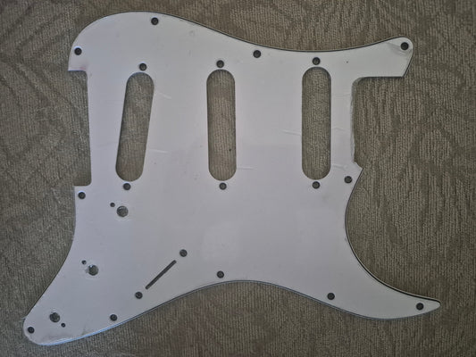 Blank SSS Pickguard – Stratocaster