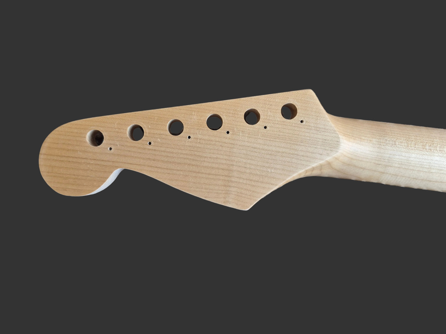 22 Fret Stratocaster Neck – Maple / Medium Jumbo