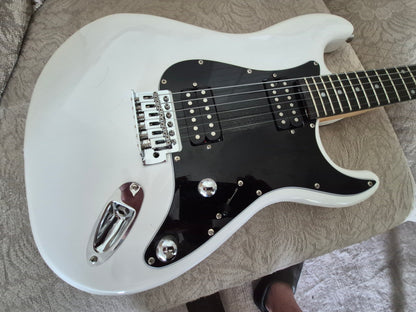 RNC Strat HH – Ceramic Pickup Electric Guitar